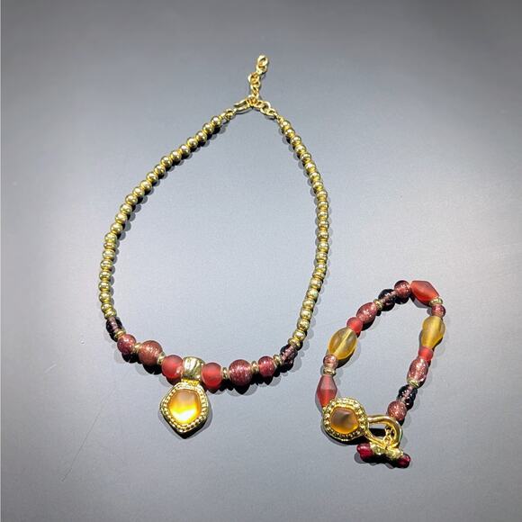"Vintage Romantic Meets Retro Red" Jewelry Collection – 12 Pieces - Picture 13 of 15